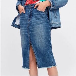 Zara Women's XS Blue Denim Front Slit Raw Hem Casual Y2K Edgy Cotton Midi Skirt